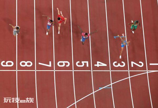 世界几人百米进10秒(世界百米跑得最快是哪几个人)-图片2